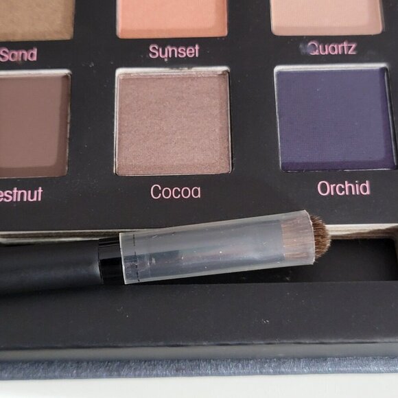 Mally Ageless Eyes Eyeshadow Palette New in Box 12 Colors - Picture 13 of 14